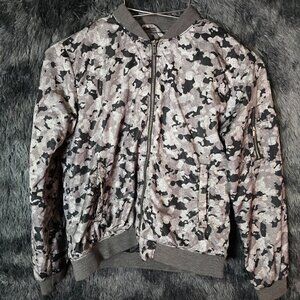 John Varvatos Men’s Camo Bomber Jacket Stingray Green Size M